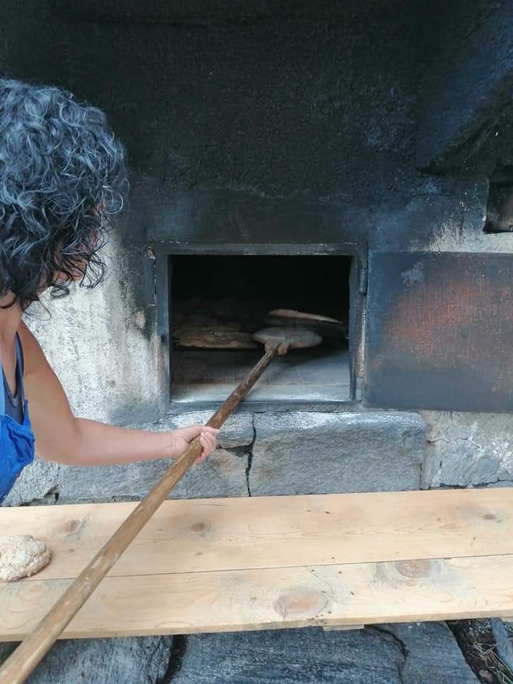 Backkurs am Bauernhof – Brot wie früher – Stacha Broat